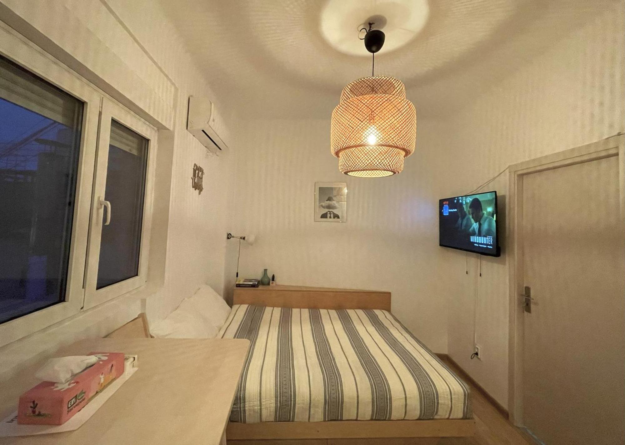 Rooftop Studio In The Heart Of Bucharest W Netflix Eksteriør billede